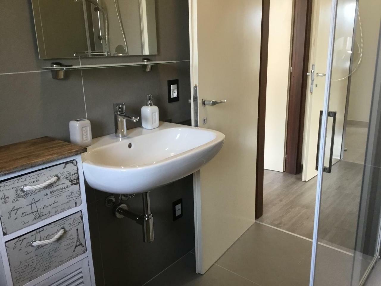 Casa Claudia Διαμέρισμα Assenza di Brenzone Εξωτερικό φωτογραφία